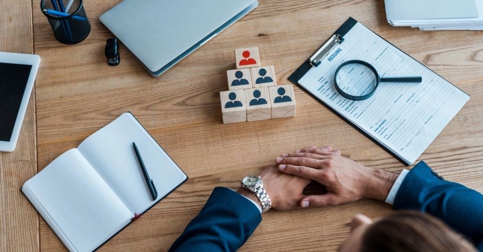 Por que a pesquisa de antecedentes criminais é essencial para uma empresa?